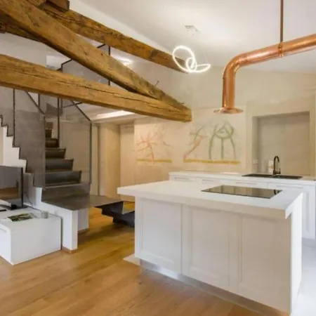 Ponte Pietra Luxury In Apartament Werona
