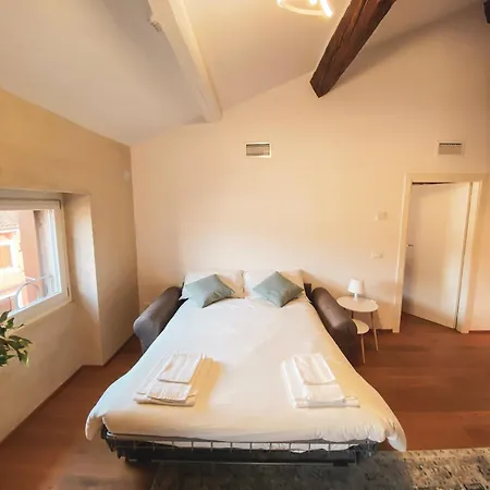 Ponte Pietra Luxury In *